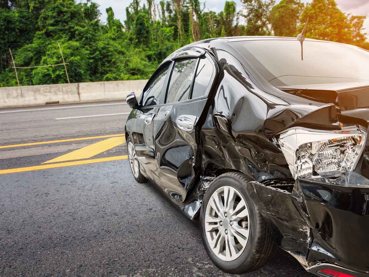 Alabama Crash Report Accident blocks traffic on I65 SB in Alabaster