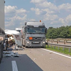 LNR - Truck Accident 3